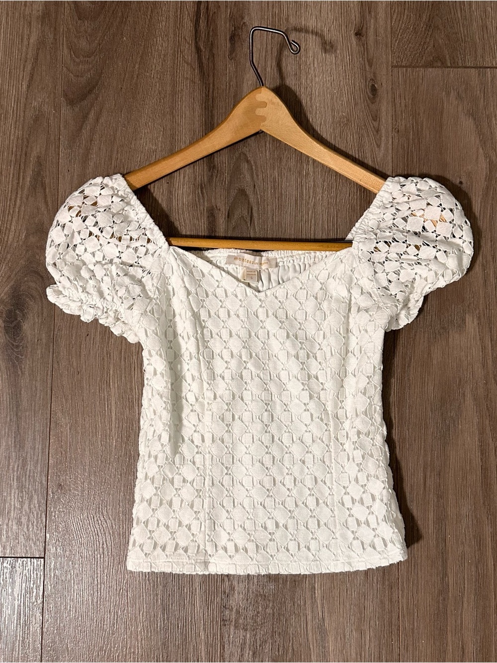Monteau LA White Cropped Puff Sleeve Top